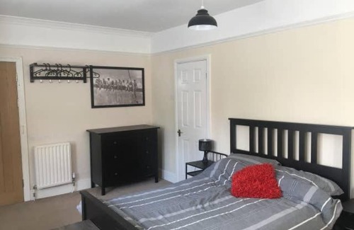 Netley House | Solent View