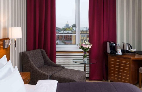 District No. 7 Hotel | Solo Sokos Hotel Palace Bridge