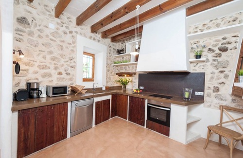 Son Macia Villa | SON VELL - Traditional Majorcan villa with natural pool in the quiet of the countryside. F