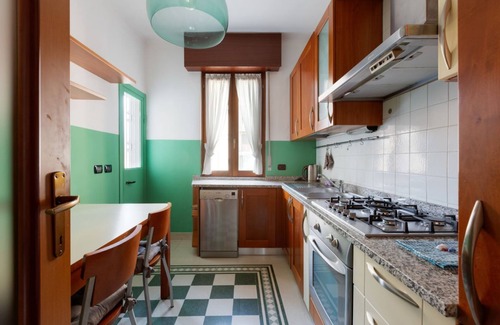 Gioia Apartment | Sondrio M3 - Spacious apartment with balcony!