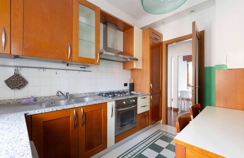 Gioia Apartment | Sondrio M3 - Spacious apartment with balcony!