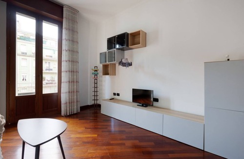 Gioia Apartment | Sondrio M3 - Spacious apartment with balcony!