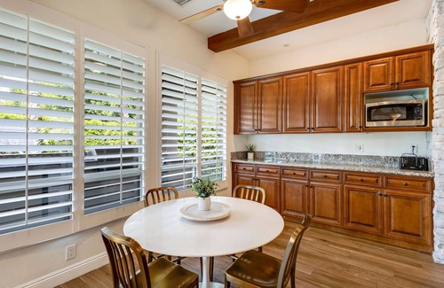 Rancho Santana House | Song Bird Estate by GPM - Walk To Festivals/Private Pool/ Fire Pits