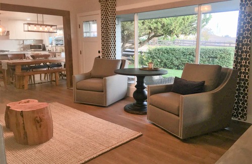 Bay Area House | Sonoma County Modern Farmhouse, Views, Vineyards, Hot Tub & Sonoma Horse Park