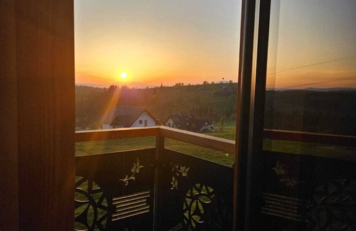 Czerwienne Ski Chalet | Soothing chalet with WiFi in charming Czerwienne in Lesser Poland.