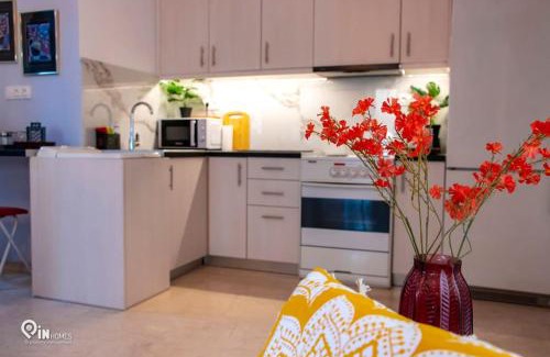 Aigaleo Apartment | 'Sophia's' Athenian Central Home