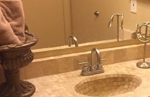 Dobson Ranch Condo | Sophisticated 1 bedroom condo with pool!