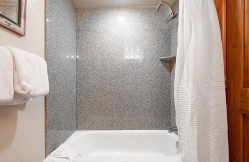 Zermatt Villa | Soul Rejuvenation-Hot Spring & Holistic Body Services Villa 2079 villa