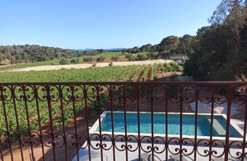La Londe-les-Maures Bed & Breakfast | Sous Les Pins gîtes et chambres d'hôtes