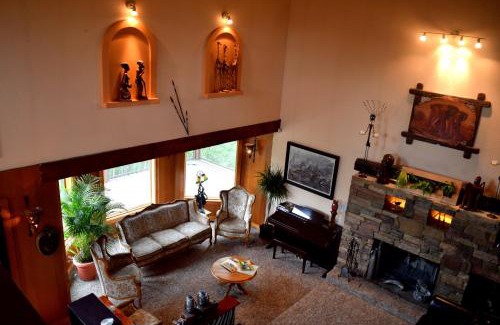 Wainwright Cabin | South Africa House Guest Lodge