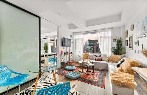 Shawmut Apartment | South End Gem City Views Rooftop Pool