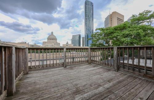 Prudential - St. Botolph Apartment | South End Serene Studio