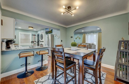 South Euclid Apartment | South Euclid Home 10 Minutes to Cleveland Clinic