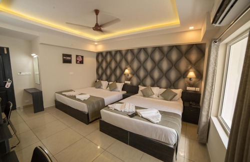 Ernakulam South Hotel | South Gate Residency
