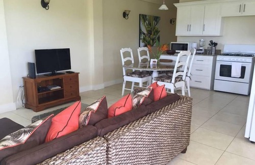 Cap Estate Apartment | South Sea House Luxurious Apt No 2