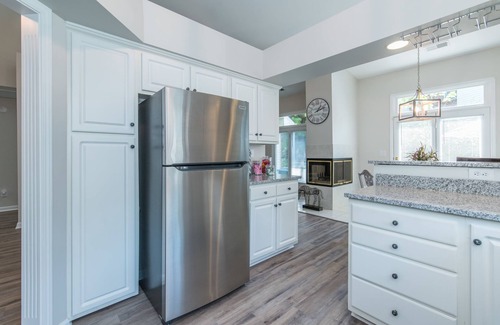 Lexington House | Southern Charm- Spacious Townhome Close to UK