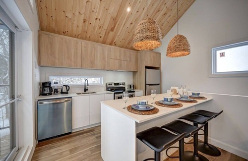 Sainte-Beatrix House | Spa and Nature, with River Access!