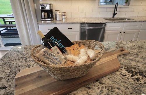 Columbia House | Spa Like Retreat in Columbia