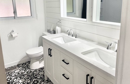 Sudbury House | Spa Retreat ~ Indoor Heated Pool and Sauna