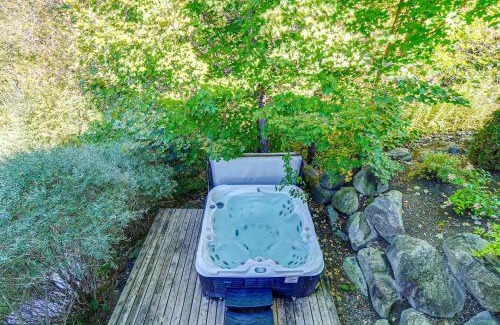 Prevost Ski Chalet | Spa & River - Aux Berges du Nord