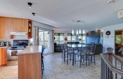 Prevost Ski Chalet | Spa & River - Aux Berges du Nord