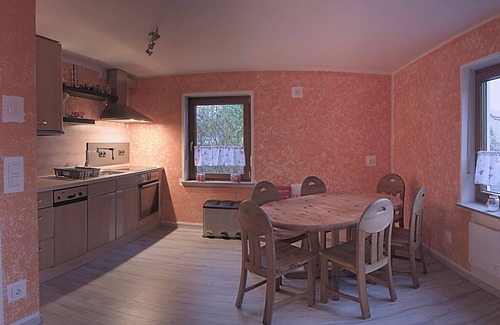 Auerbach in der Oberpfalz Apartment | Spacious vacation apartment at the gateway to Franconian Switzerland