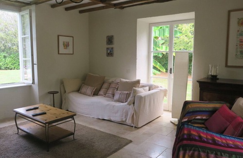 Estampes Other | SPACIEUSE ET BELLE maison 4ch 4sdb, piscine privee, grand jardin Internet et TV