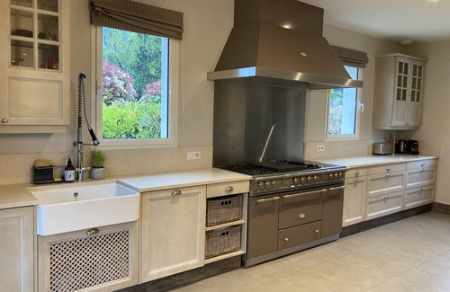 Les Maillans Villa | Spacieuse et luxueuse villa avec piscine