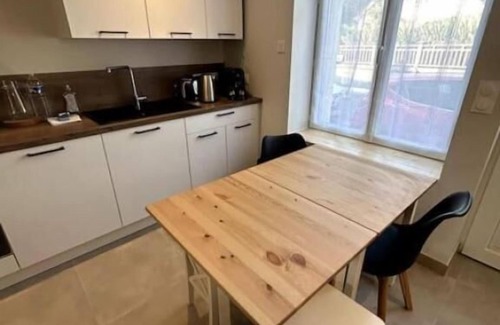 Douvres-la-Delivrande House | Spacieuse Maison de Ville, Neptune-sils