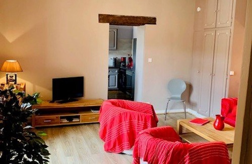 Amelie-les-Bains-Palalda Apartment | Spacious & Cozy 1-Bed Apt in Central Amélie-les-Bains, Near Thermal Baths