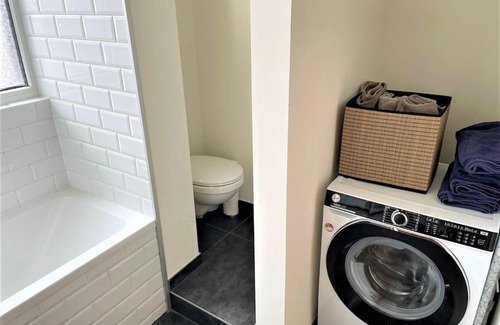 South Antwerp Apartment | Spacious 2BDR Apartment, Antwerp center