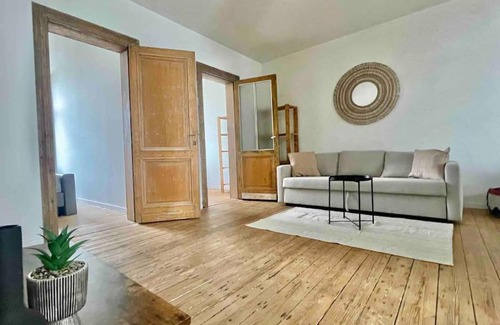 South Antwerp Apartment | Spacious 2BDR Apartment, Antwerp center