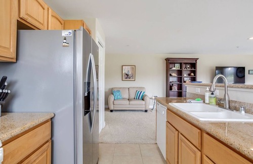 Westport Condo | Spacious 2BR End Unit ~ Saltwater Heated Pool ~ Hot Tub ~ Beach Access!