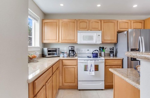 Westport Condo | Spacious 2BR End Unit ~ Saltwater Heated Pool ~ Hot Tub ~ Beach Access!