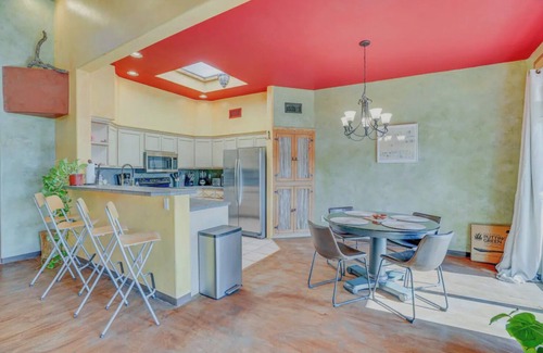 Starr Pass House | Spacious 2BR in Tucson Foothills - WiFi, AC, Golf & Hiking Nearby