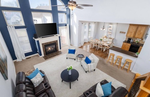 Summit Station House | Spacious 4-bedroom house in awesome Pickerington with fitness room, WiFi