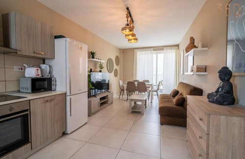 Pieta Apartment | Spacious 4BR/4BATH w/AC, Balcony, WIFI & Terrace!