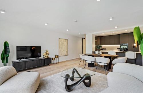 Ville Haute Apartment | Spacious 6th-Floor Gem: Modernity Meets Comfort