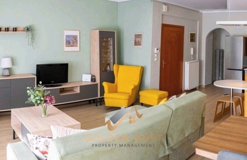 Nea Moudania Apartment | Spacious and Comfy