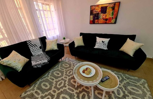 Nairobi Apartment | Spacious and Cozy Two Bedroom apartment 5 min walk to Two Rivers Mall