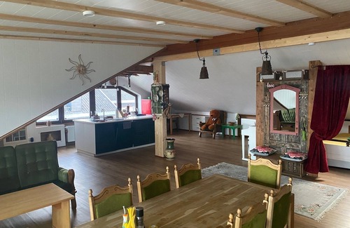 Mainz-Bingen Apartment | Spacious apartment with panoramic views over Bingen and the Rhine Valley