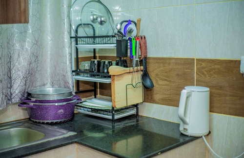 Nairobi House | Spacious Apartment - Flexible Self Check-In & Free Parking