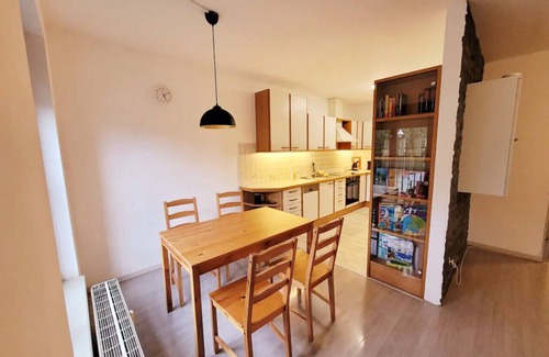 Floridsdorf Apartment | Spacious apartment for 4 in Vienna’s 21st District