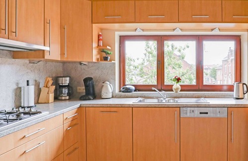 Hoepertingen Apartment | Spacious apartment in Hoepertingen (Borgloon) in city center