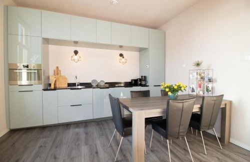 Vianen Apartment | Spacious apartment in listed building