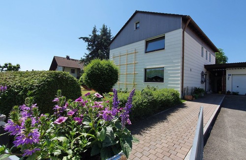 Geltendorf Apartment | spacious apartment with balcony near Ammersee for 2 to 8 people