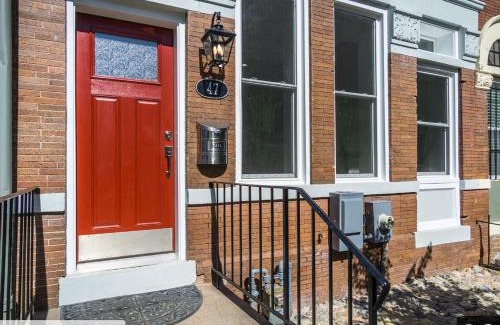 Truxton Circle House | Spacious & Bright home In Bloomingdale/Truxton DC