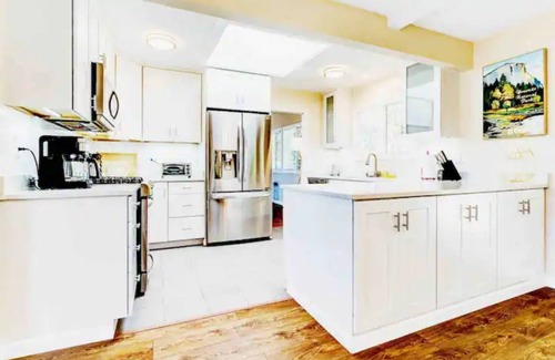 San Rafael House | Spacious, Clean, Private Marin Home; 4 bdrm, King Bed, AC