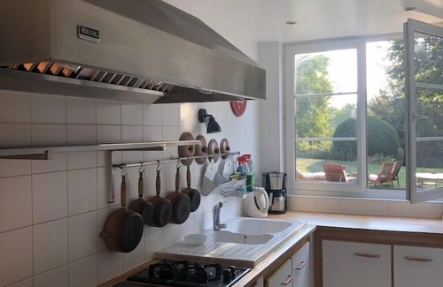 Corvol d'Embernard Cottage | Spacious cottage in the countryside in the heart of the Nièvre- private pool-4-14 people