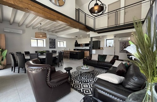 Louroux-Hodement Cottage | Spacious cottage in Auvergne with private pool for 8 guests